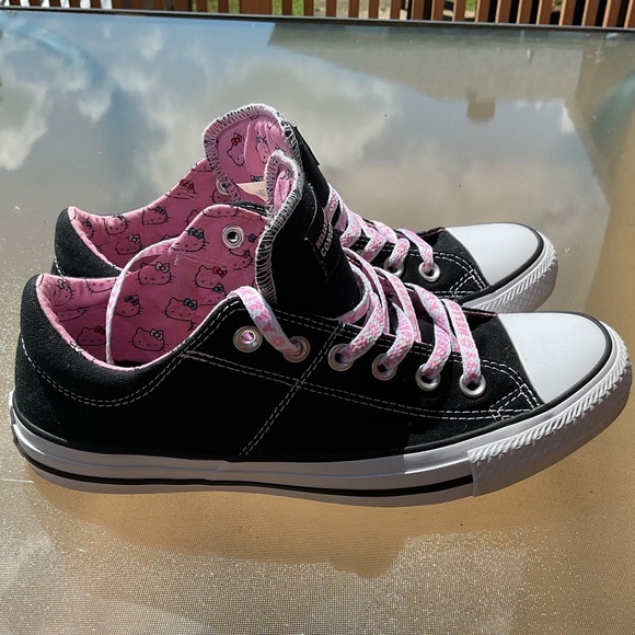 Converse Hello Kitty Chuck Taylor All Star Madison 564630C Black.New! Women’s 9. - Picture 4 of 12